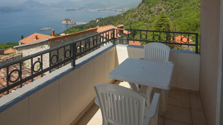 Apartments Djurasevic