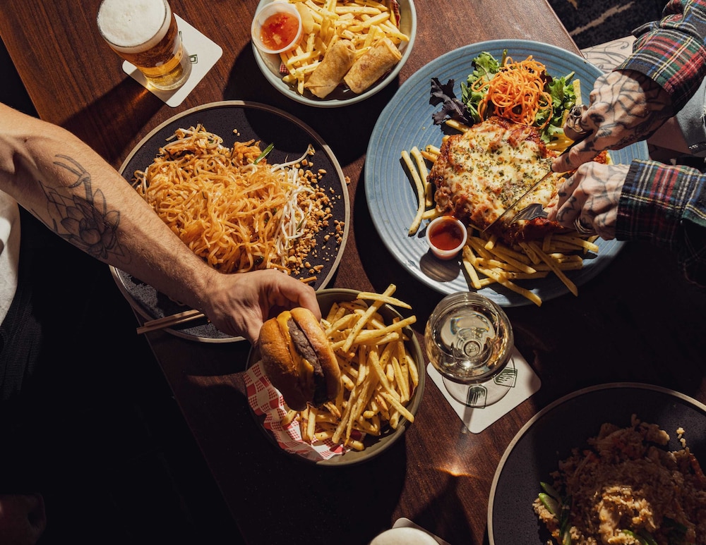 Glasgow Arms Hotel by null