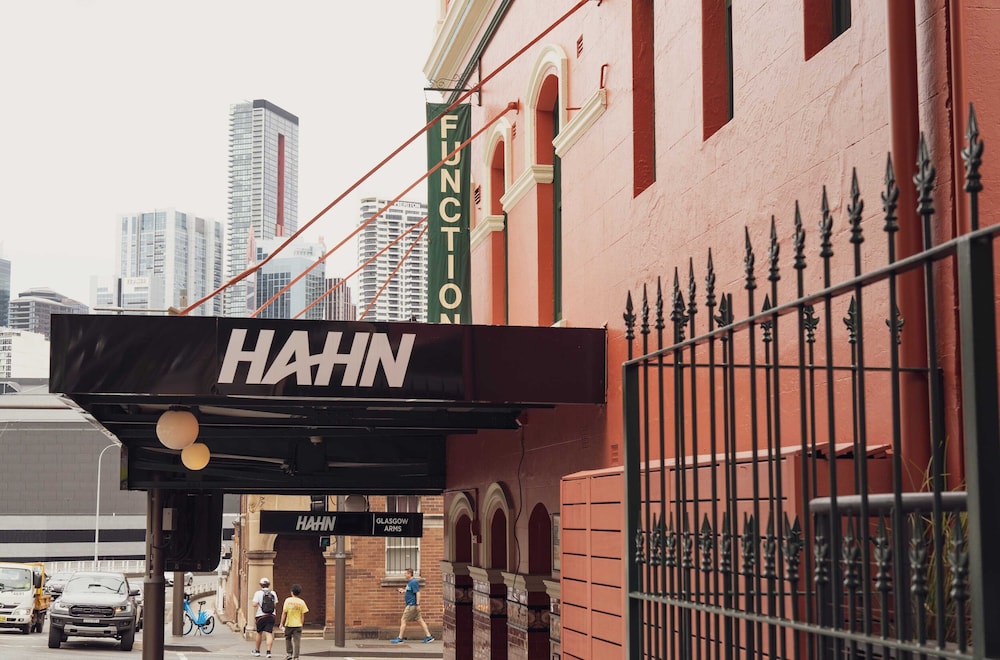 Glasgow Arms Hotel by null