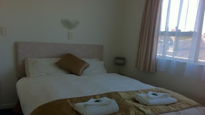 Unclassified image, 2 of 22, button - Hawks Inn Motel (Upper Hutt)