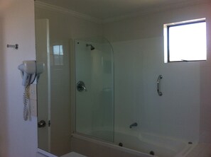 Douche de la salle de bain