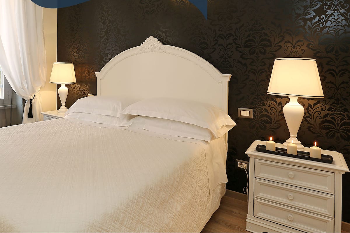 Junior Suite, City View | Soundproofing, free WiFi