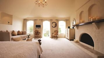 Tower Suite | Living area