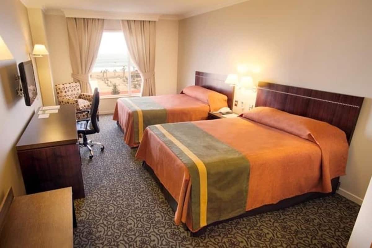Minibar, in-room safe, desk, blackout curtains