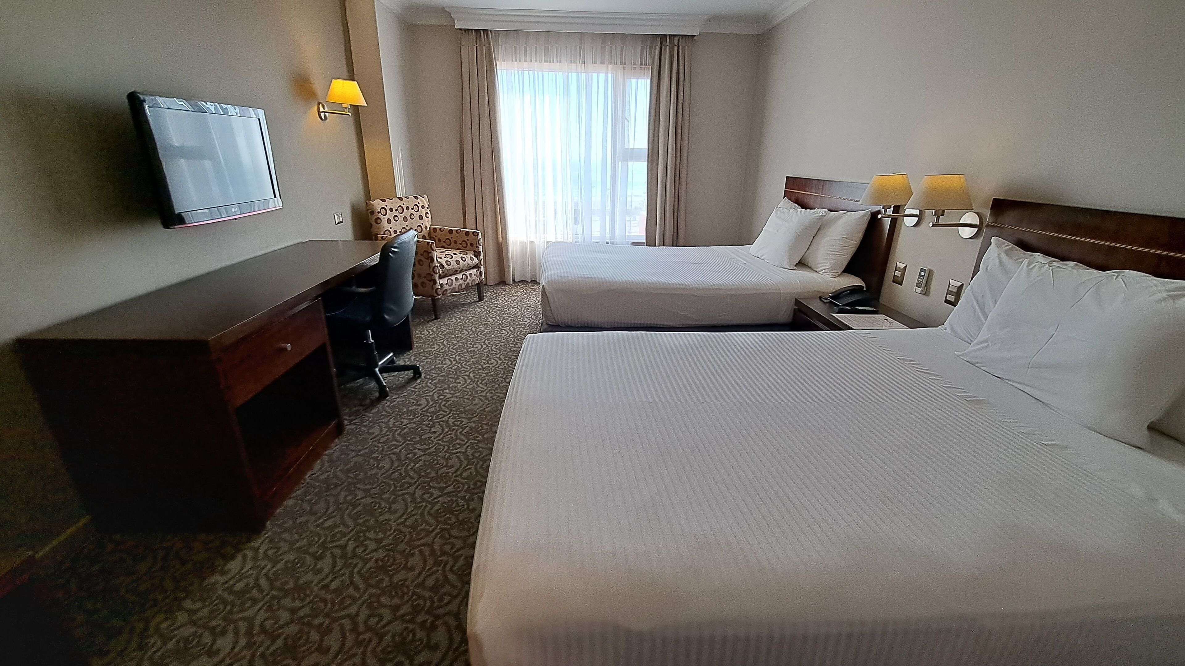 standard double room | minibar, in-room safe, desk, blackout curtains