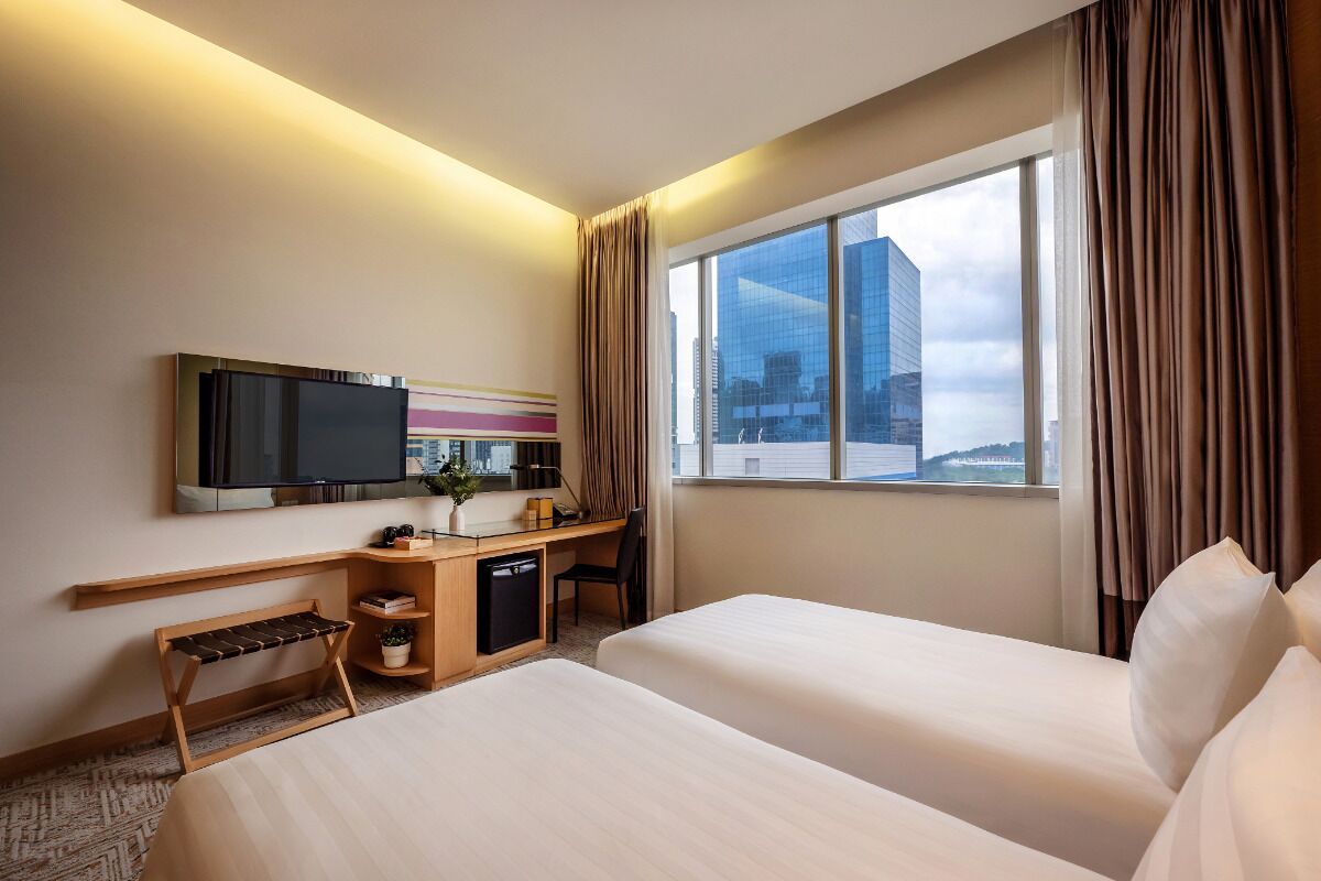 dorsett hollywood twin | 1 bedroom, minibar, in-room safe, desk