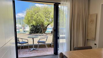 Harbour Front Apartment | Terrace/patio