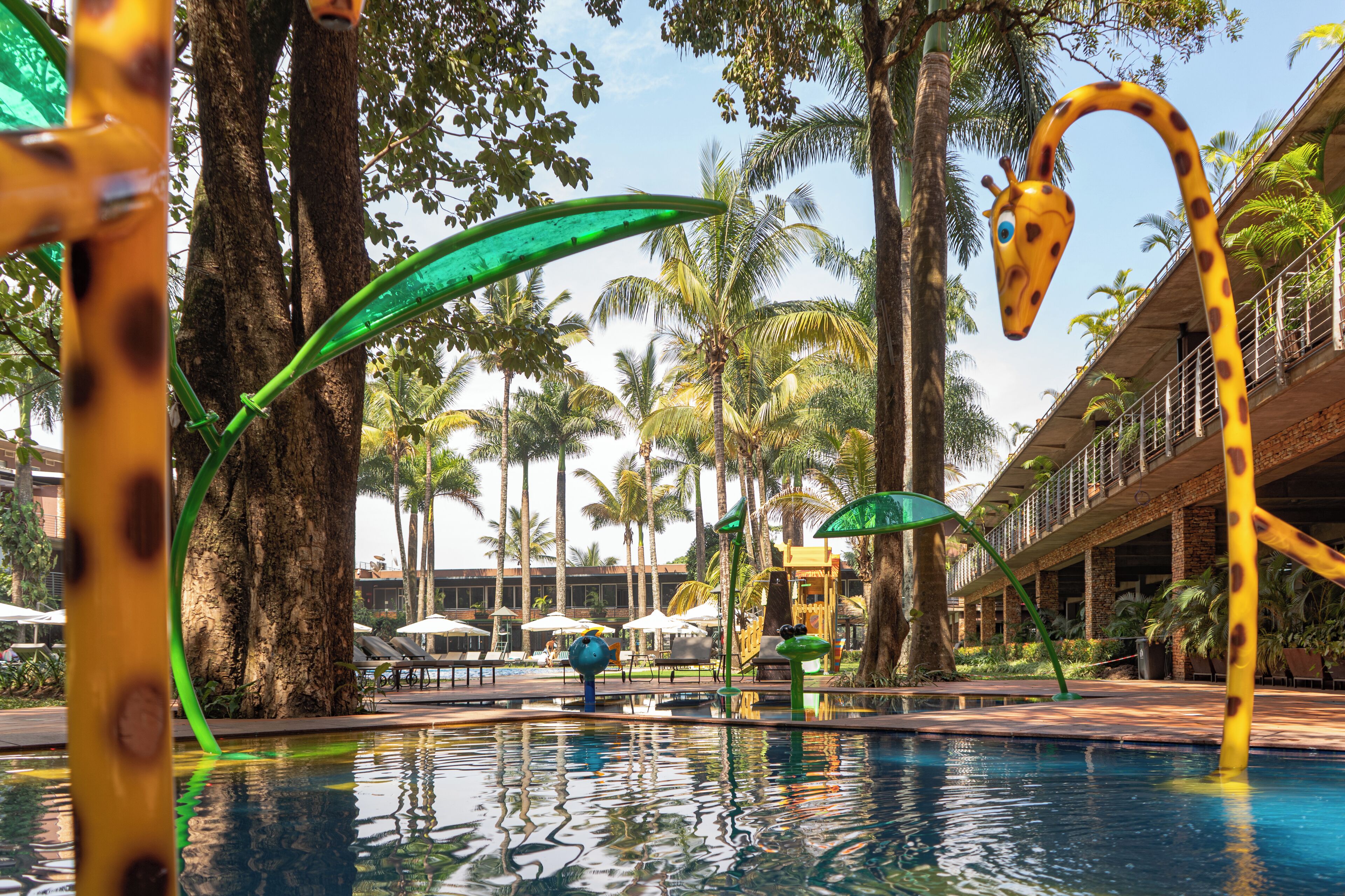 2 outdoor pools, sun loungers