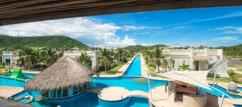 Oriental Beach Pearl Resort