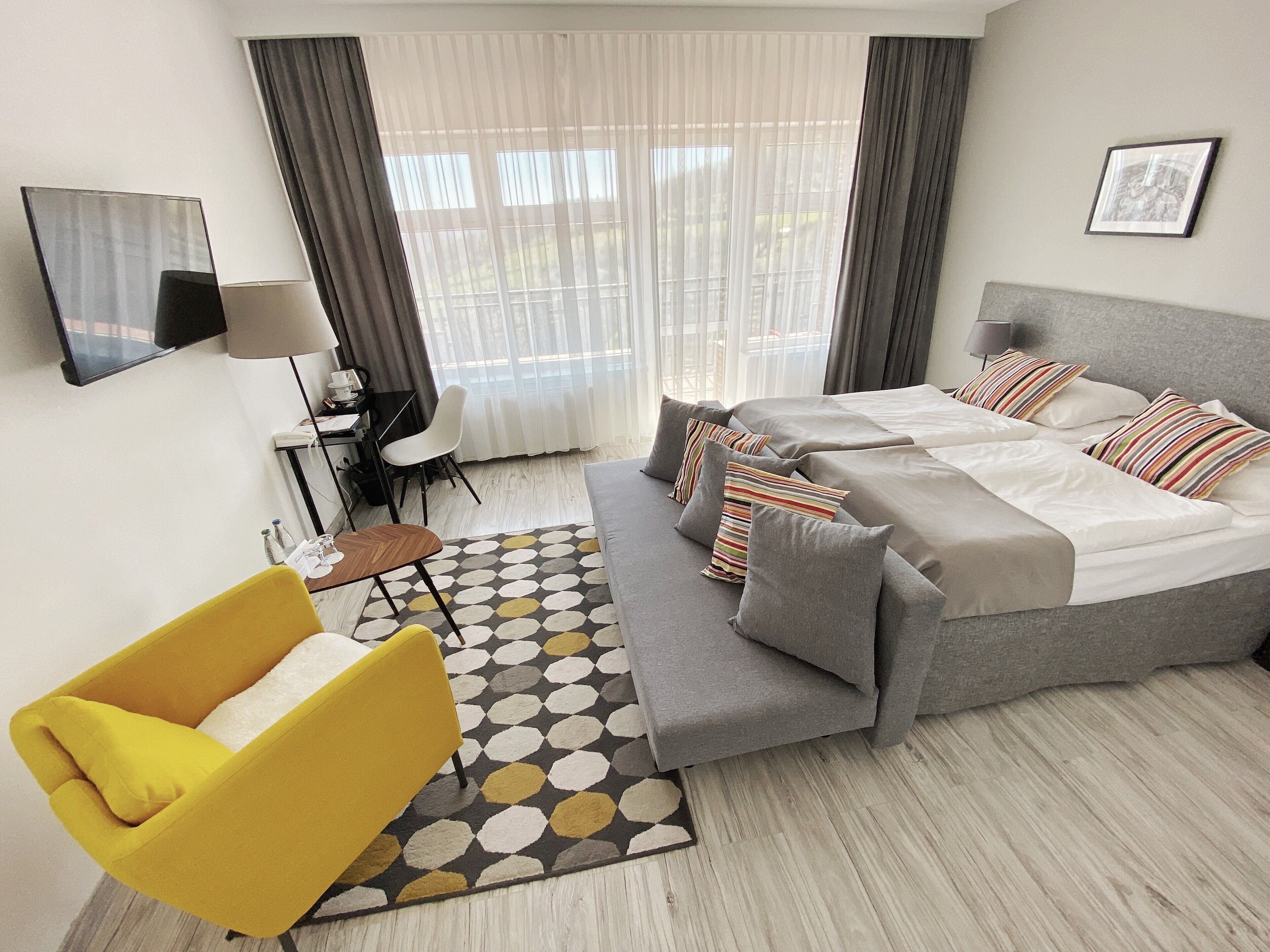 Junior Suite | In-room safe, desk, rollaway beds, free WiFi