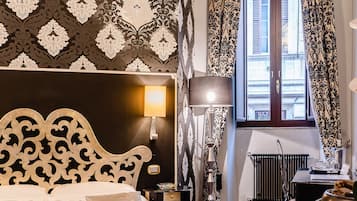 ๋๋ญ์ค ๋๋ธ๋ฃธ, ๋๋ธ์นจ๋ 1๊ฐ | ๋ฏธ๋๋ฐ, ๊ฐ์ค ๋ด ๊ธ๊ณ , ์ฑ
์, ์๋ง ์ปคํผ