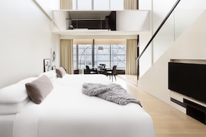 1 quarto, roupas de cama premium, edredons de pluma, cofres nos quartos