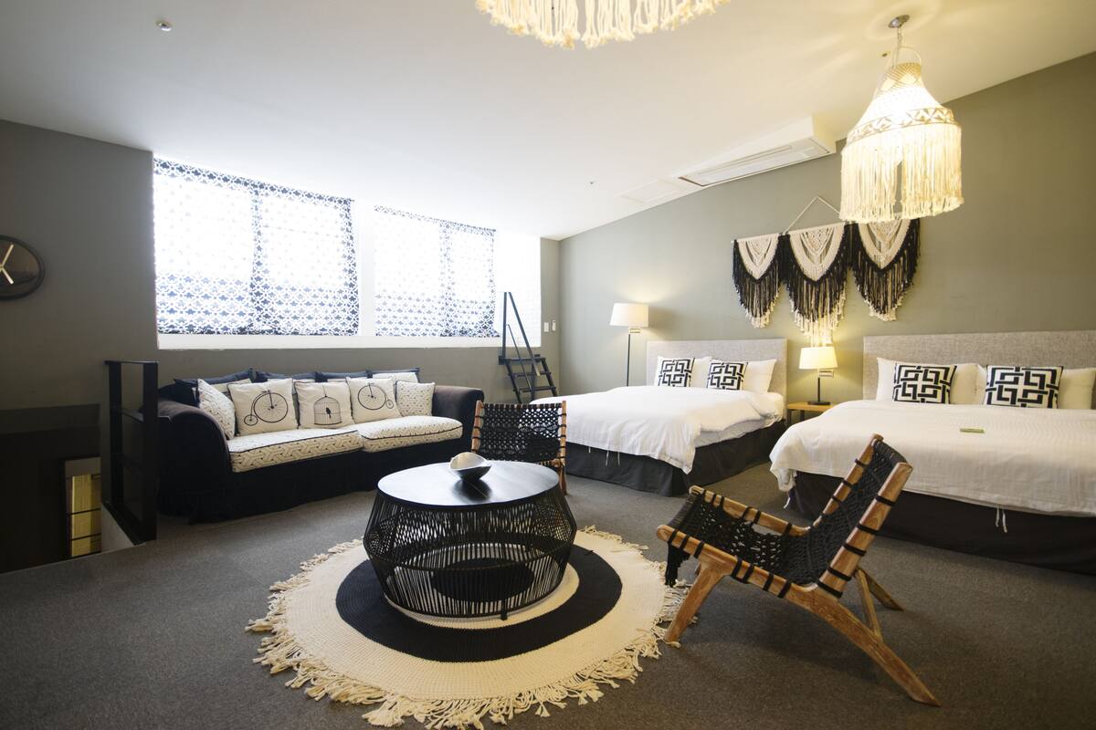 Penthouse, Terraza | Ropa de cama de alta calidad, edredón y tabla de planchar con plancha 