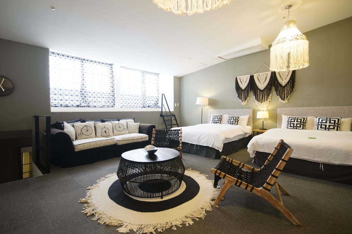 Penthouse, Terrace | 1 bedroom, premium bedding, down duvets, individually decorated