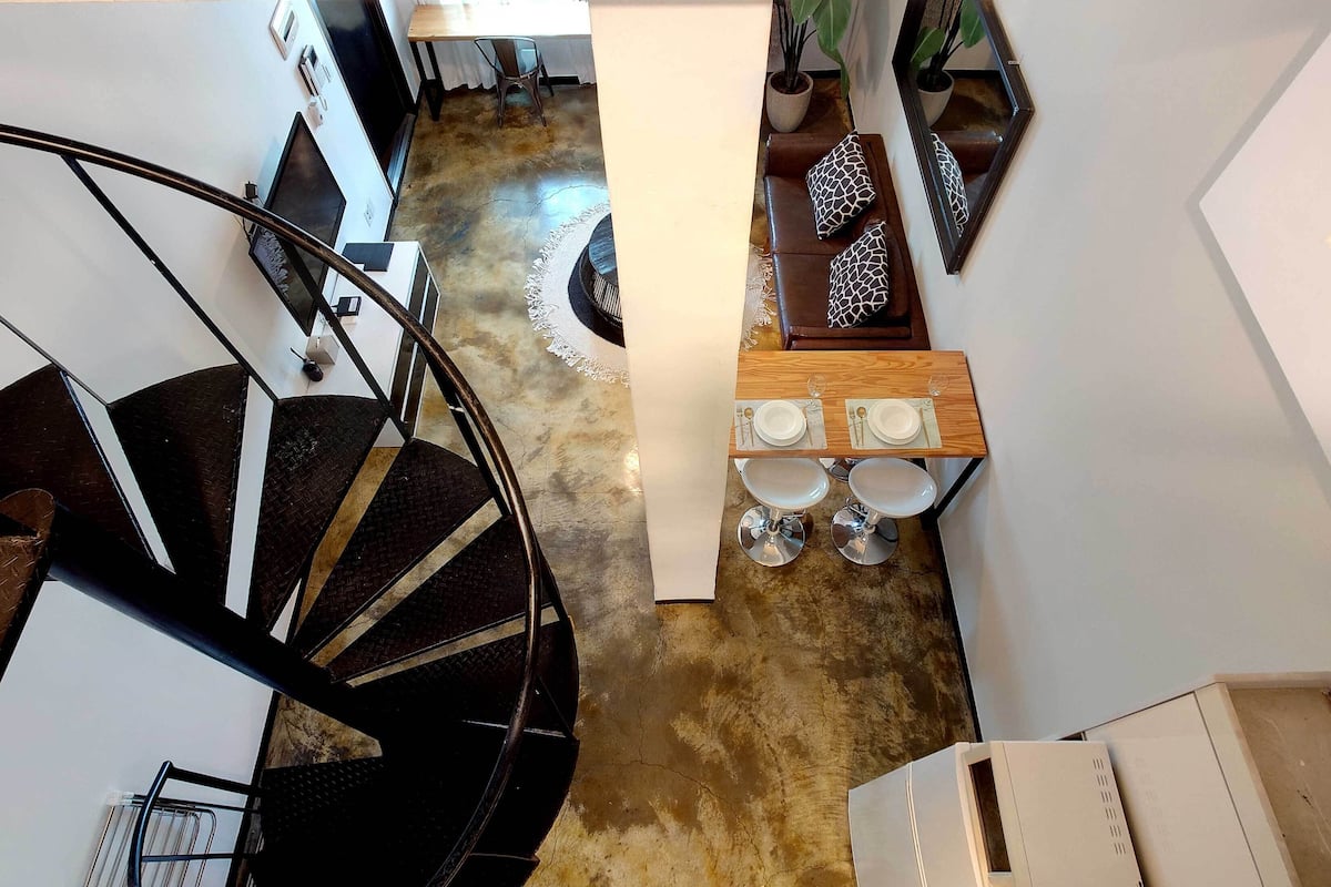 DUPLEX LOFT (Not Recommended under 12 yrs) | 1 bedroom, premium bedding, down duvets, individually decorated