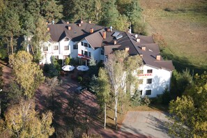 Aerial view - Hotel Relaks (Wiazowna)