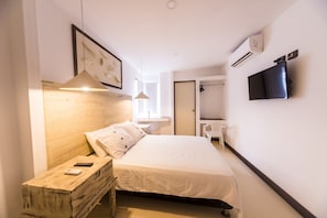 Double Room | In-room safe, free WiFi, bed sheets - Hotel Auaecoco (Cartagena)