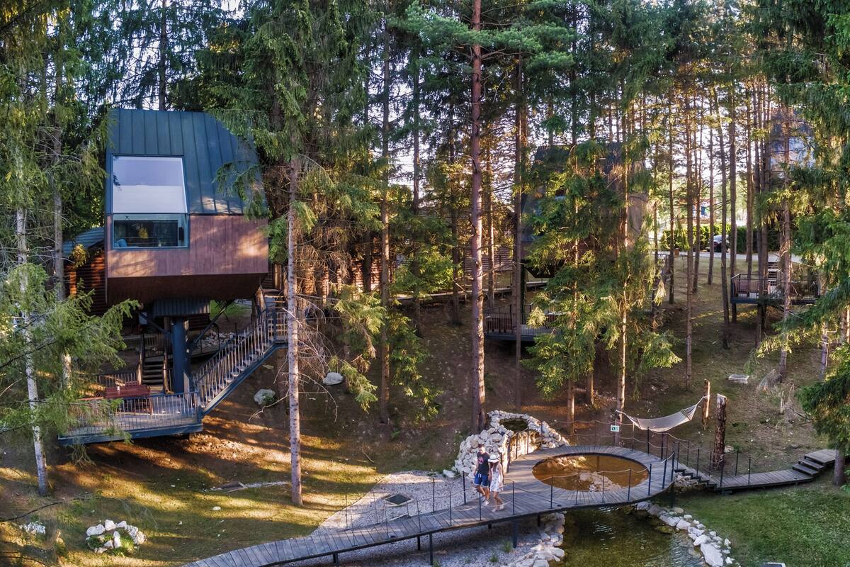 Tree House  | Iron/ironing board, WiFi (free), bed sheets