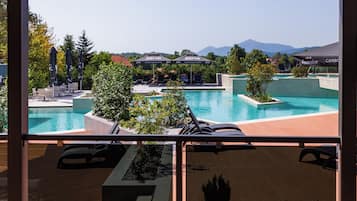 Premium Mobile Home | View from room