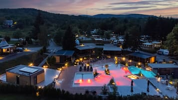 Premium Mobile Home | Iron/ironing board, free WiFi, bed sheets