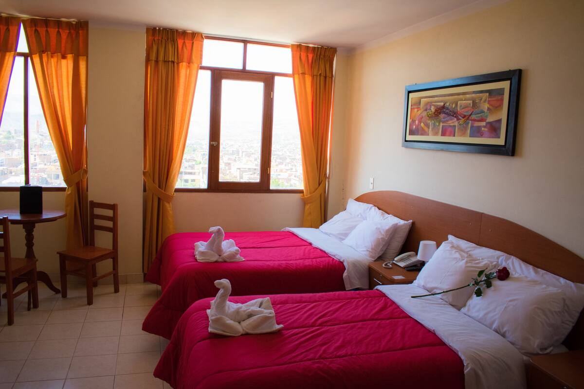 Triple Room, Private Bathroom | Minibar, in-room safe, free WiFi