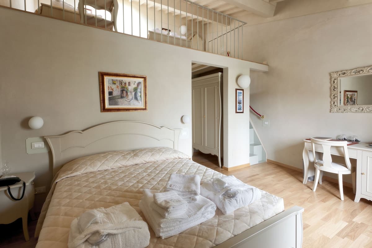 1 bedroom, minibar, in-room safe, individually decorated