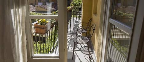 Doppia Deluxe, vista cortile | Vista dalla camera