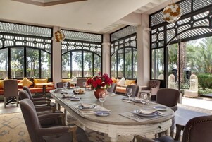 Servicio de comidas en la habitación