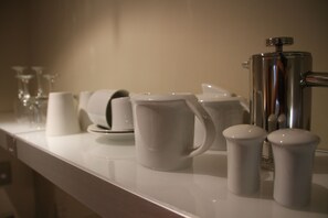 Daily cooked-to-order breakfast for a fee