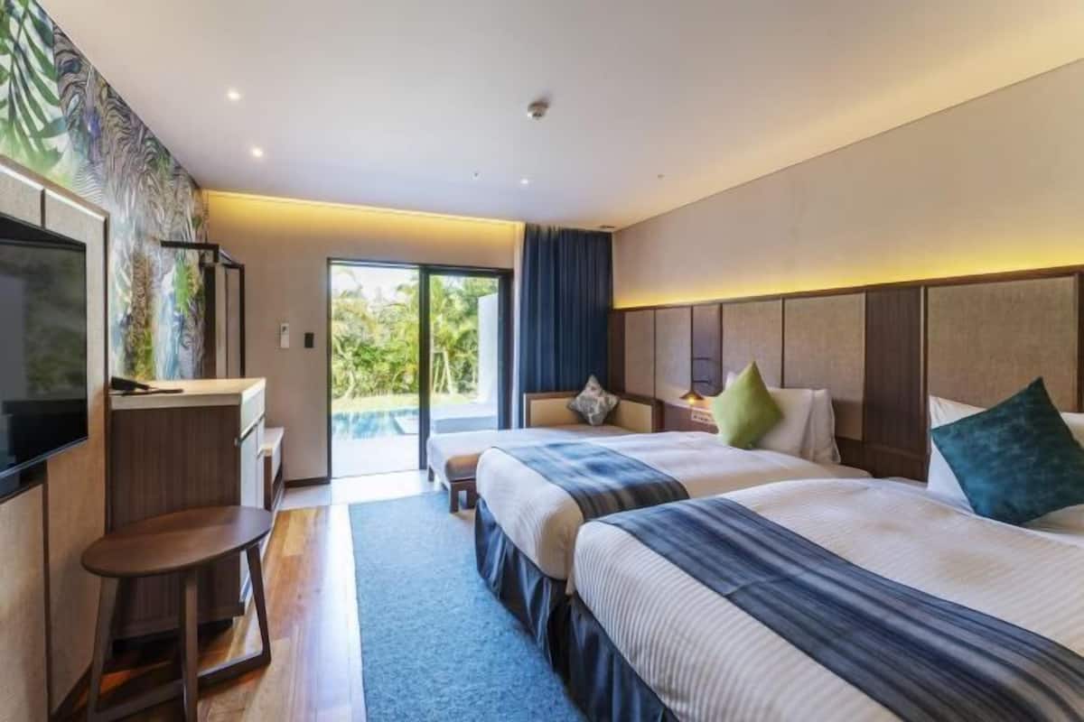 In-room safe, blackout drapes, free WiFi, bed sheets
