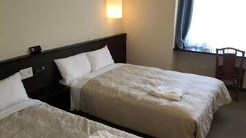 In-room safe, desk, blackout drapes, WiFi (free)