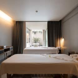 Aromatherapy, Thai massages, facials, massages