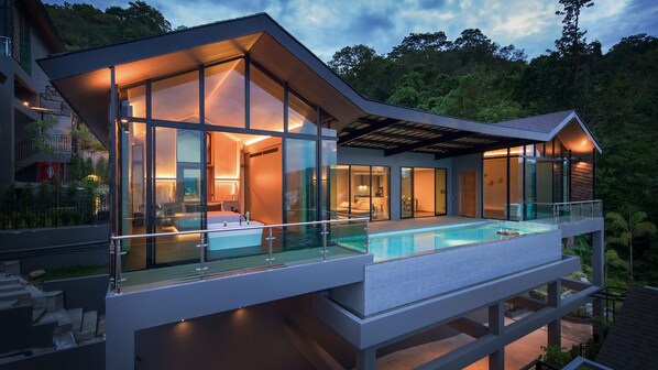 Minibar, in-room safe, desk, laptop workspace - The Senses Resort & Pool Villas, Phuket (Patong)