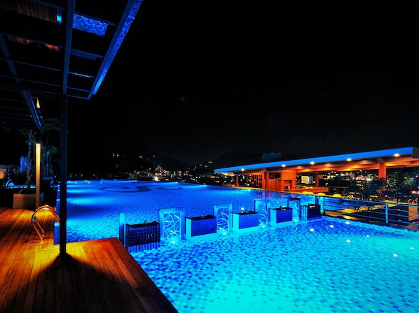 Outdoor pool, pool umbrellas, pool loungers