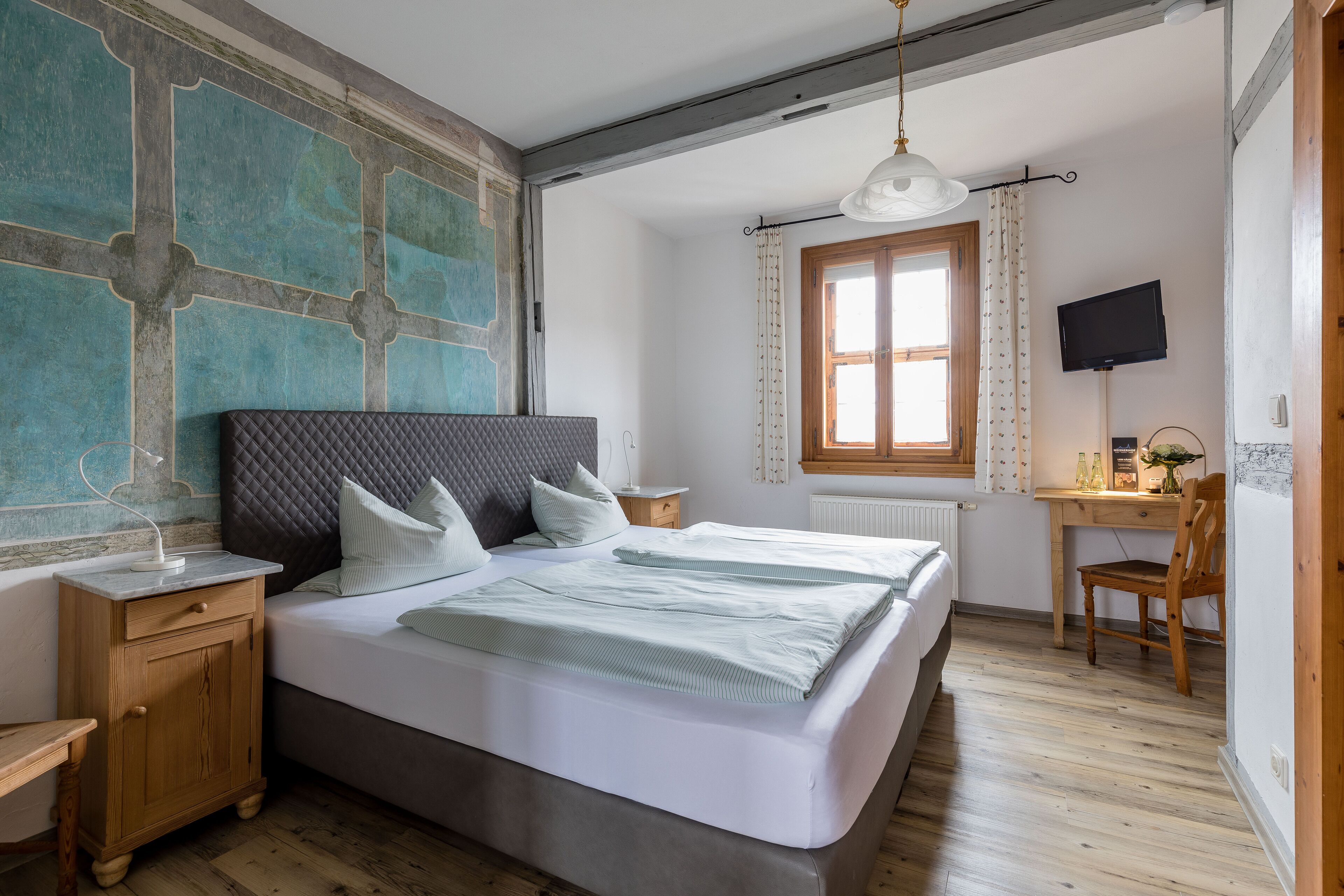 standard double room | individually decorated, individually furnished, free wifi, bed sheets