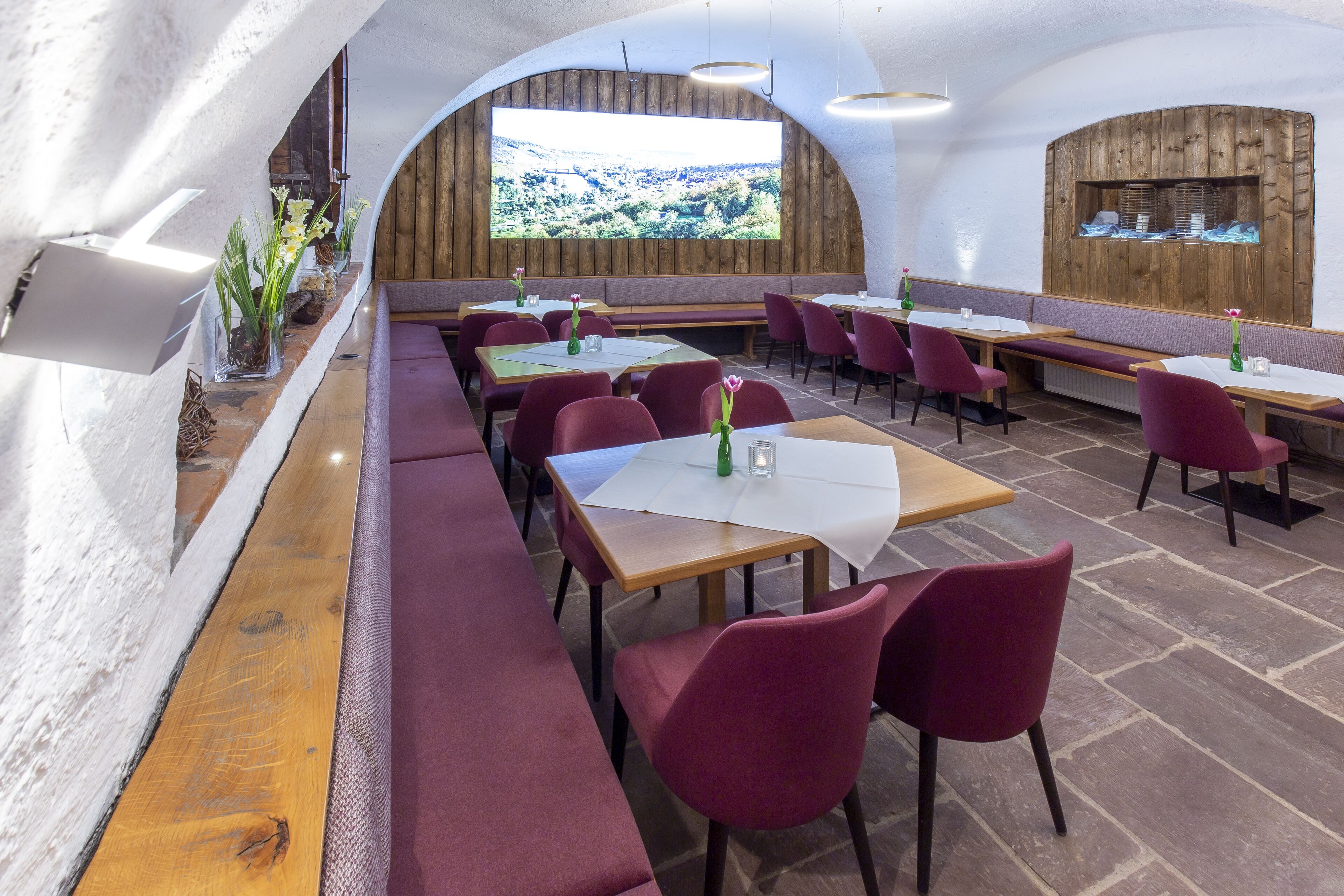 lunch and dinner served, german cuisine