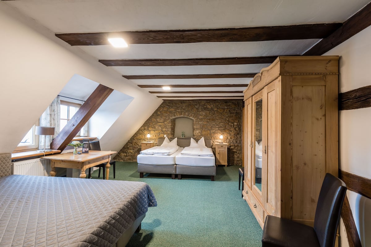 comfort double room | individually decorated, individually furnished, free wifi, bed sheets