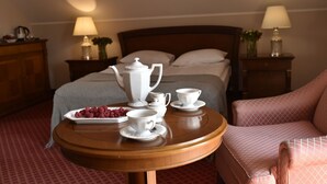Superior Suite | 1 bedroom, hypo-allergenic bedding available, in-room safe, desk