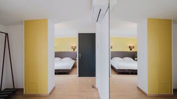 Comfort suite | 1 slaapkamer, een bureau, verduisterende gordijnen, geluiddichte muren