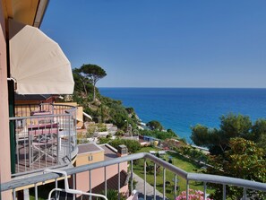 View from property - Hotel Mondial (Moneglia)