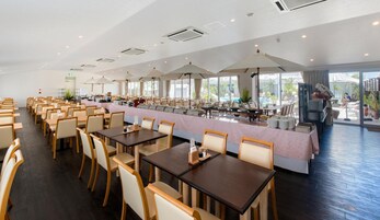 Se sirven desayunos, almuerzos y cenas