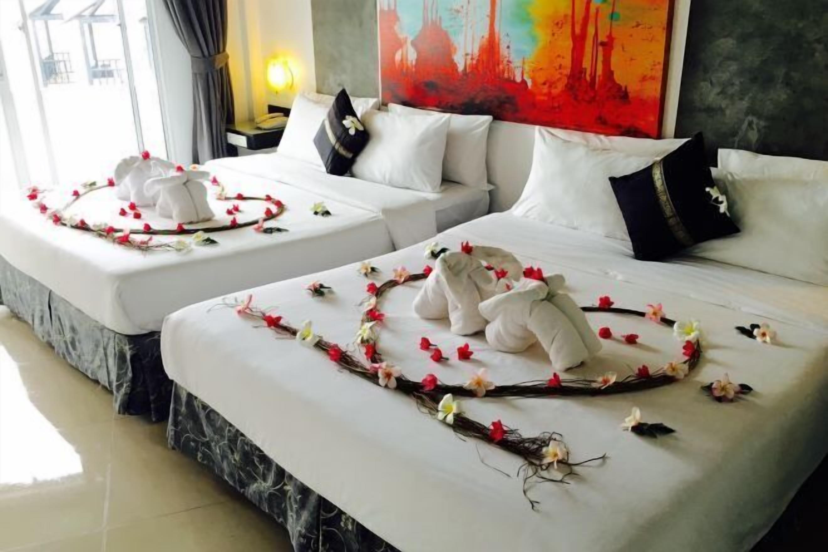 Free minibar items, in-room safe, desk, rollaway beds