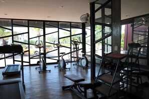 Fitness facility - Bunjongburi Hotel (Surat Thani)