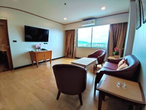 Chambre Présidentielle | Literie de qualité supérieure, matelas Select Comfort, minibar