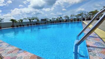 Utomhuspool