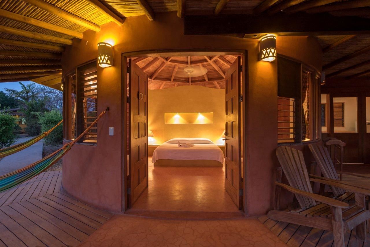 ac suite bungalow | in-room safe, individually decorated, desk, free cots/infant beds