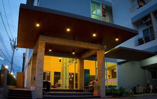 Fachada del alojamiento - Noche