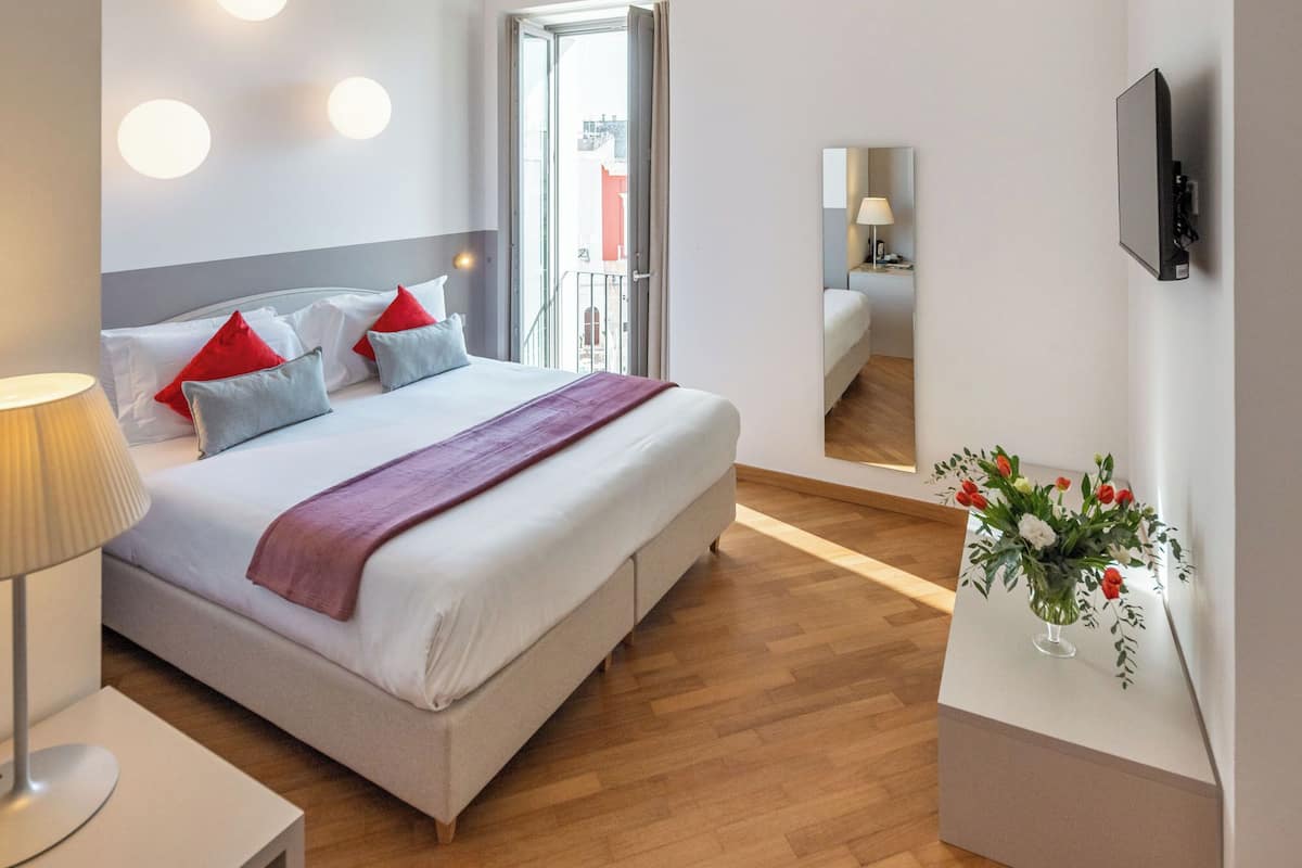 Classic Double Room, City View