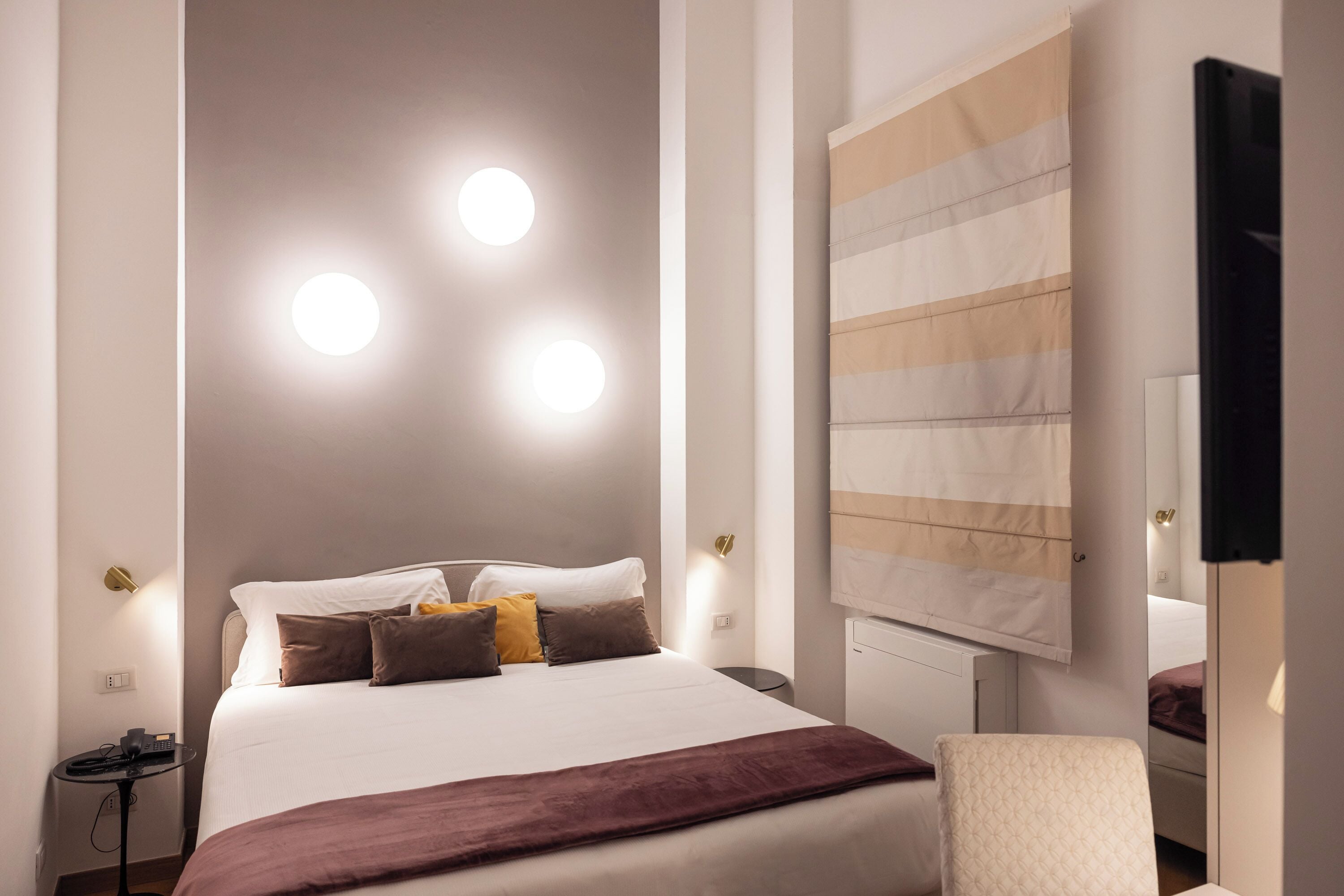 basic double room | minibar, in-room safe, desk, blackout curtains