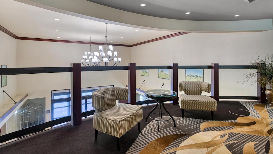 Best Western Shelby Inn & Suites